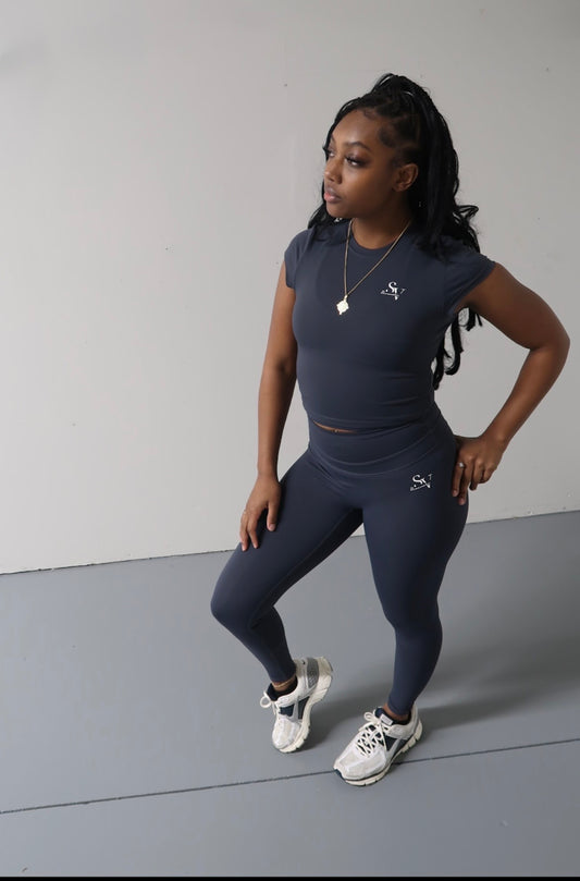 Savanchi Short-Sleeve Performance Top